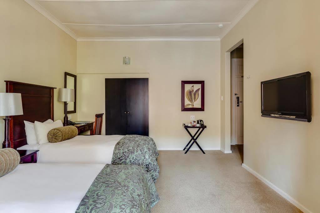Imperial Hotel By Misty Blue Hotels Pietermaritzburg Exterior photo